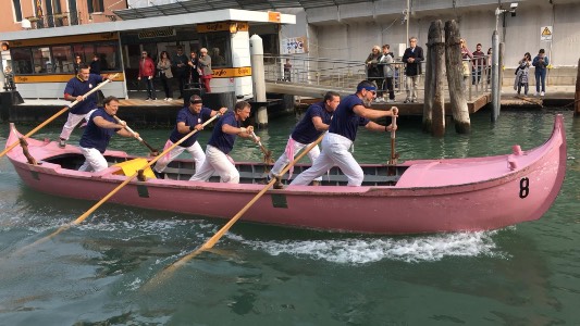 A Venezia l’Unitalsi voga per solidarietà