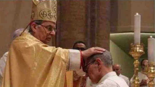Cesena: professore diventa sacerdote. “Ora insegnerò la fede e cercherò di trattenere i ragazzi in parrocchia”