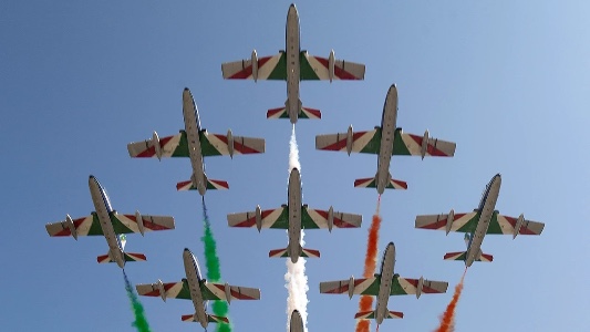 A Trani tutto pronto per lo spettacolo aereo delle Frecce Tricolori. Evento inclusivo con Unitalsi