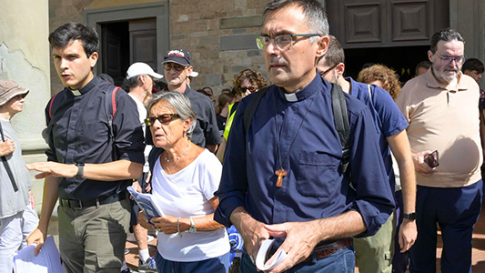 L’Arcivescovo di Firenze al cammino della pace: “Egoismo, indifferenza. Mali che interrogano”