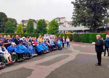 Il Vescovo Salera in pellegrinaggio a Lourdes guida l’Unitalsi di Torino e Ivrea