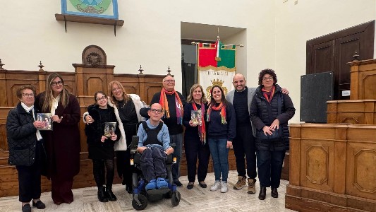 “La piccola luce di Luce”. Emozione e speranza ad Atri per il primo libro di Lorenzo Pisani