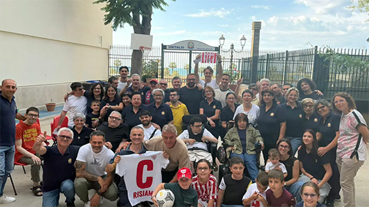 Il cuore biancorosso incontra la solidarietà: il team Barletta Calcio visita l’Unitalsi
