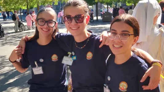 I giovani dell’Unitalsi di Treviso a Lourdes, dove si vive la gioia di servire