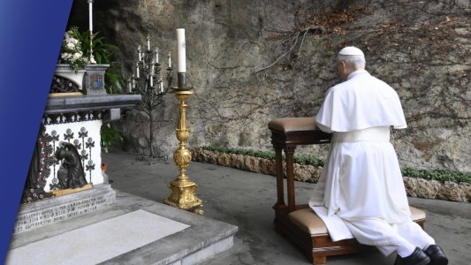 Questa sera ore 18:00 il Rosario per la pace dalla Grotta di Lourdes in Vaticano